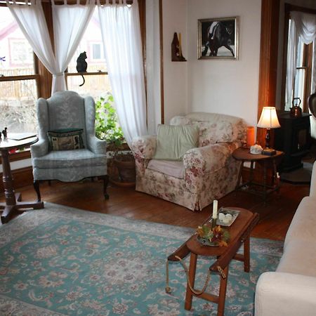 Rose Arbour Bed & Breakfast Chester Экстерьер фото